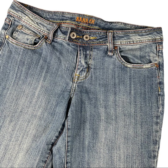 Zana Di size 13 flare leg jeans with butterfly embellished back pockets - Picture 2 of 10